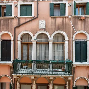 San Polo Canal View By Wonderful Italy Apartment Venedig